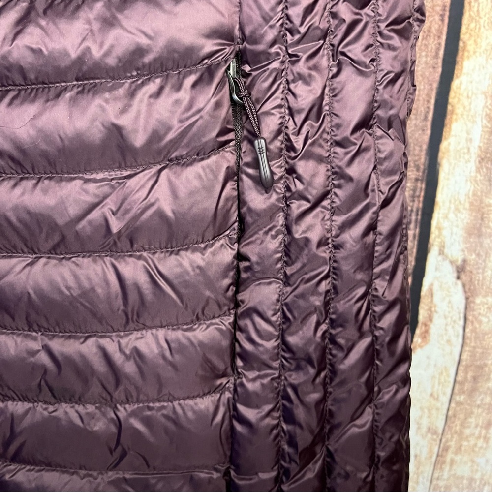 Heatkeep down puffer vest - Picture 3 of 7